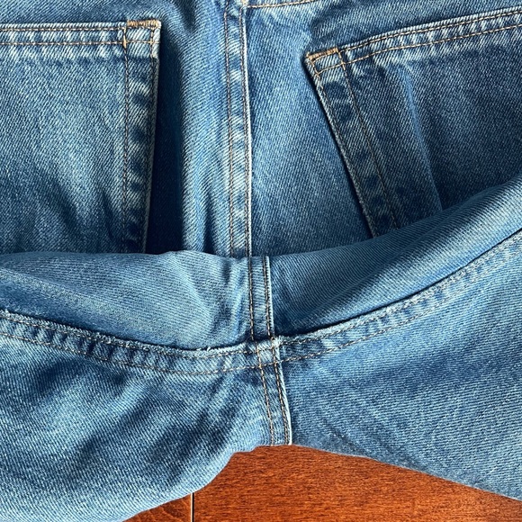 Everlane 90s Cheeky Organic Cotton Jean, Medium Blue Wash, Size 31 regular - Picture 10 of 10